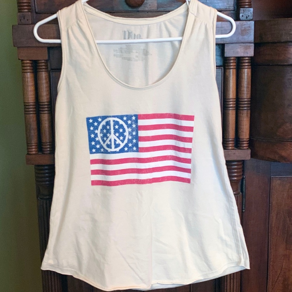 DOE. Americana Flag/Peace Sign Screened Tank Top S
